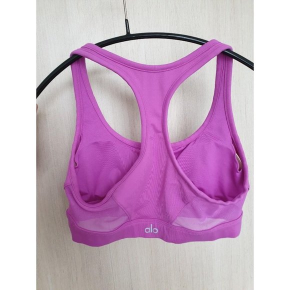 NWOT! ALO Yoga 'Speed Bra' - Picture 6 of 6